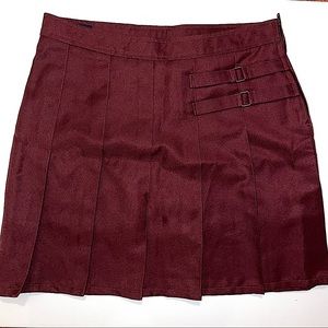 Girls French Toast Pleated Skirt/Skort size 16.5 Plus - EUC Maroon